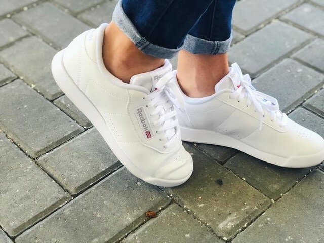 girls reeboks
